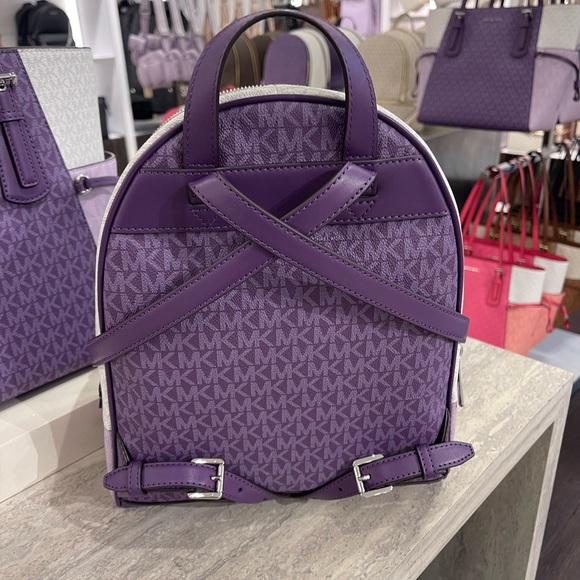 MICHAEL KORS Rhea Md Zip Color-Block Signature Logo Backpack
Dark Purple MLT
NWT - Picture 7 of 16